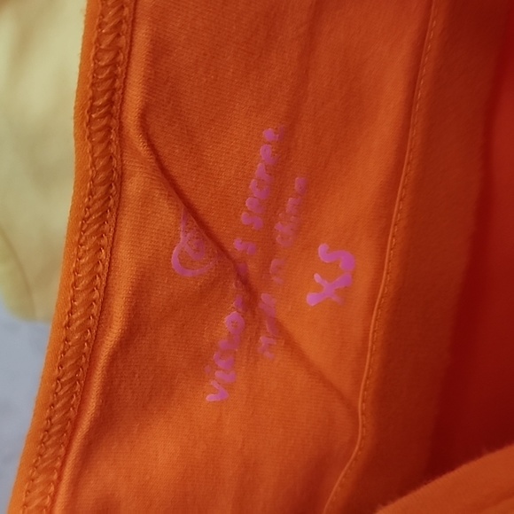 ๐งก๐ VICTORIA'S SECRET Flannel Orange/Yellow STRIPED Pajama Set ๐๐งก - Picture 10 of 16